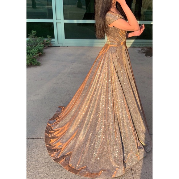 Gold Prom/Graduation Dress - Picture 4 of 4